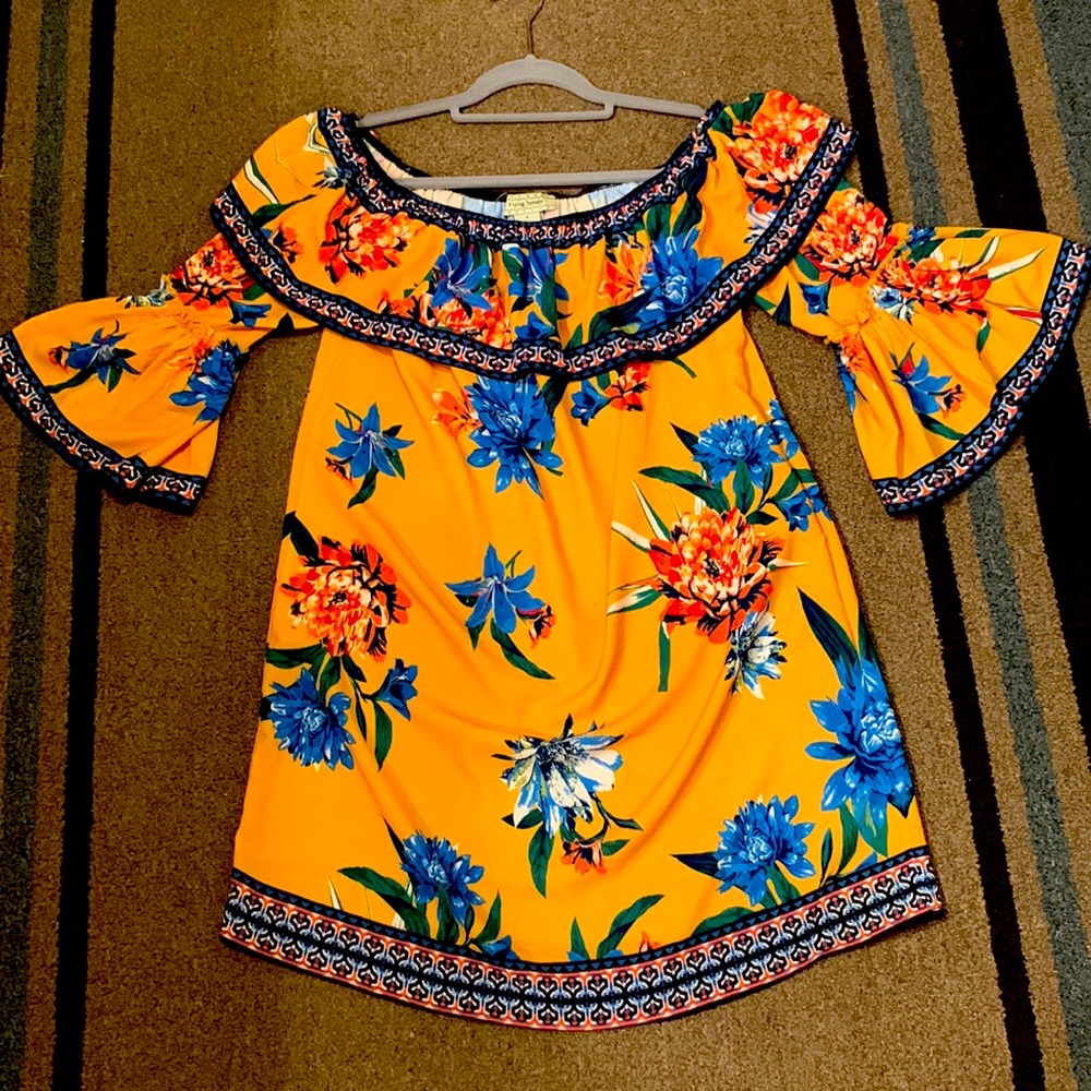 Women’s dress